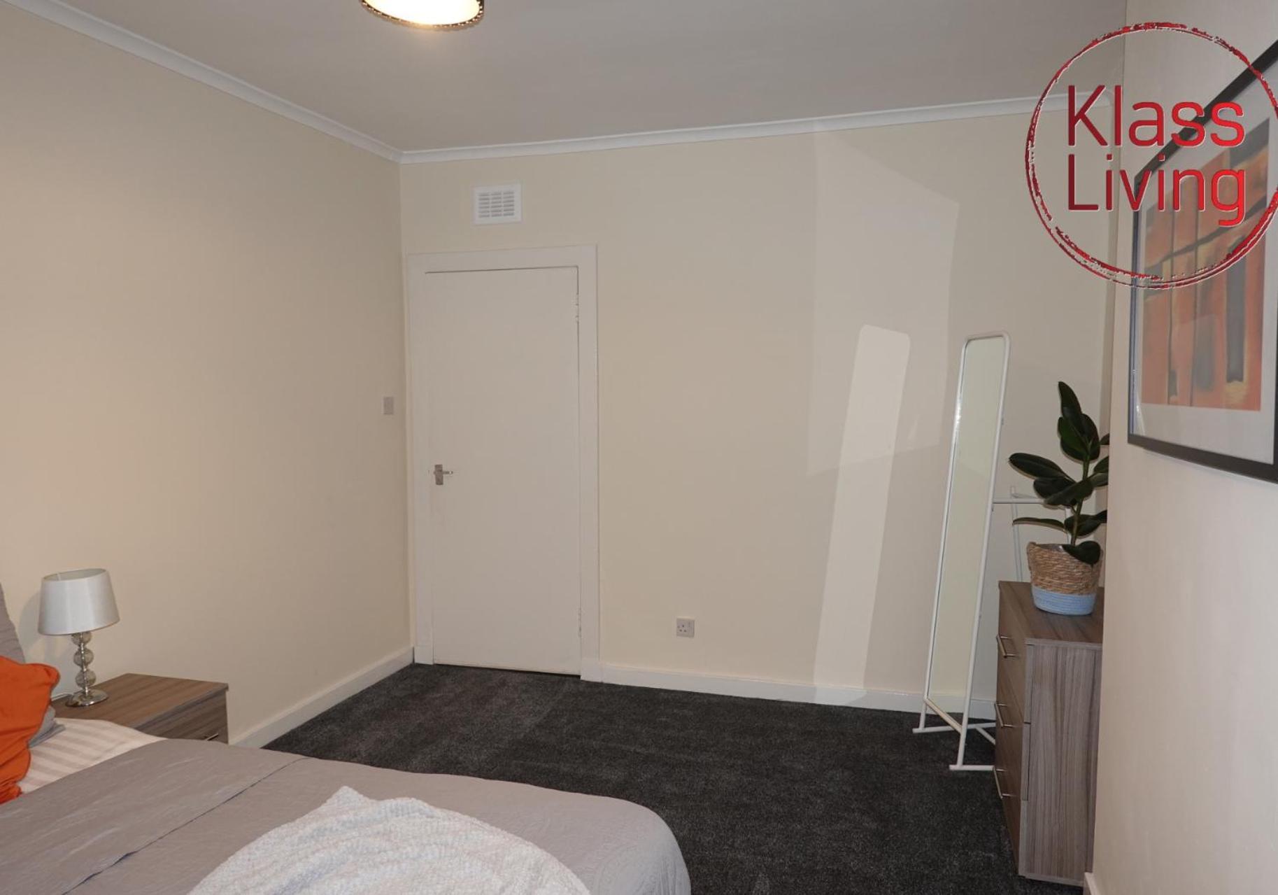 Welsh Drive Apartment By Klass Living Blantyre High Blantyre エクステリア 写真